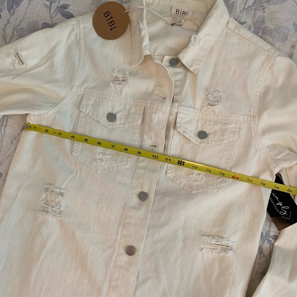 🎁NWT BiBi Ivory Long Button Down Distressed Denim Jacket S - Picture 9 of 11
